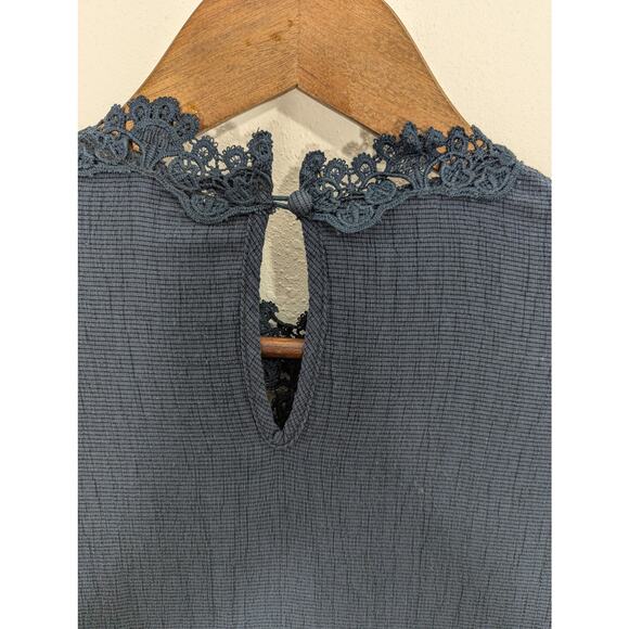 Hidden Alley BOHO Top Blue/Dark Gray Crochet Trim Detail 3/4 Sleeve Size S - Picture 9 of 10